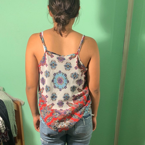 White patterned tank - Picture 2 of 2